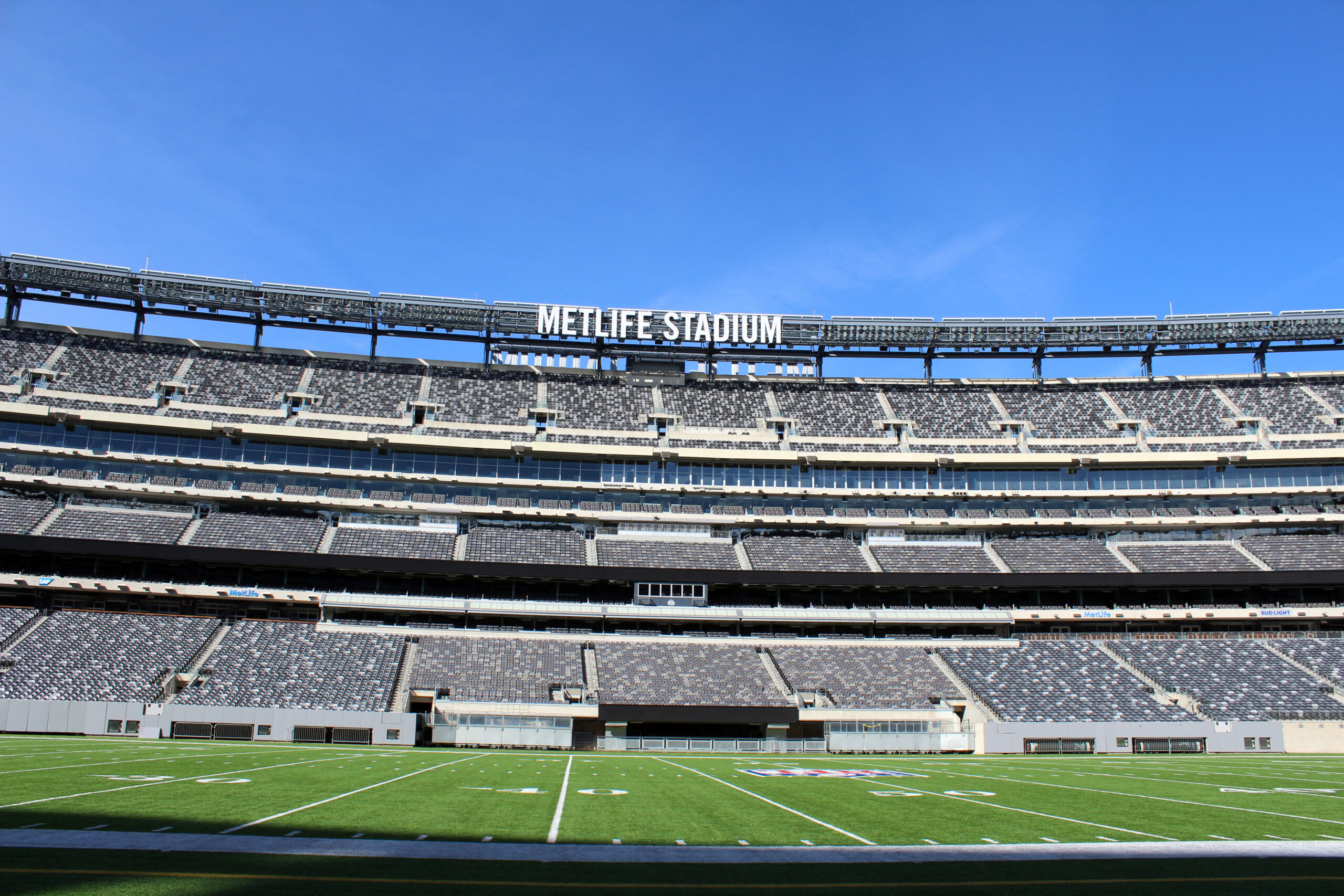 Concession selling New York Giants souvenirs at MetLife Stadium