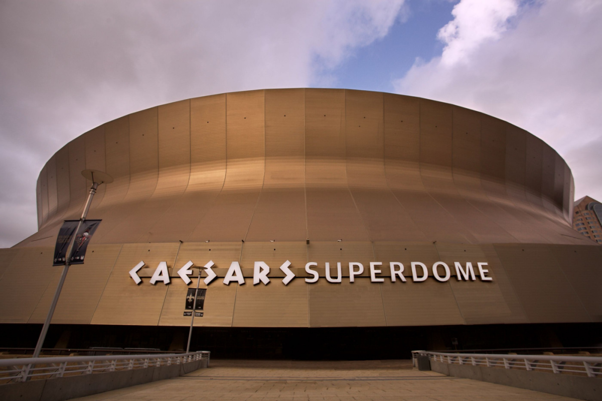 Caesars Superdome: Home of the New Orleans Saints - The Stadiums Guide