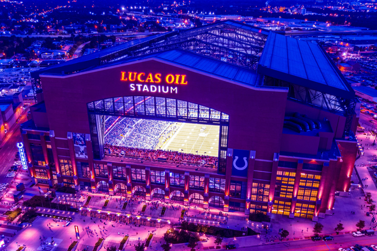 Lucas Oil Stadium: Home of the Indianapolis Colts - The Stadiums Guide