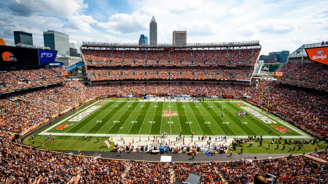 The 10 best hotels near FirstEnergy Stadium in Cleveland, United States of  America