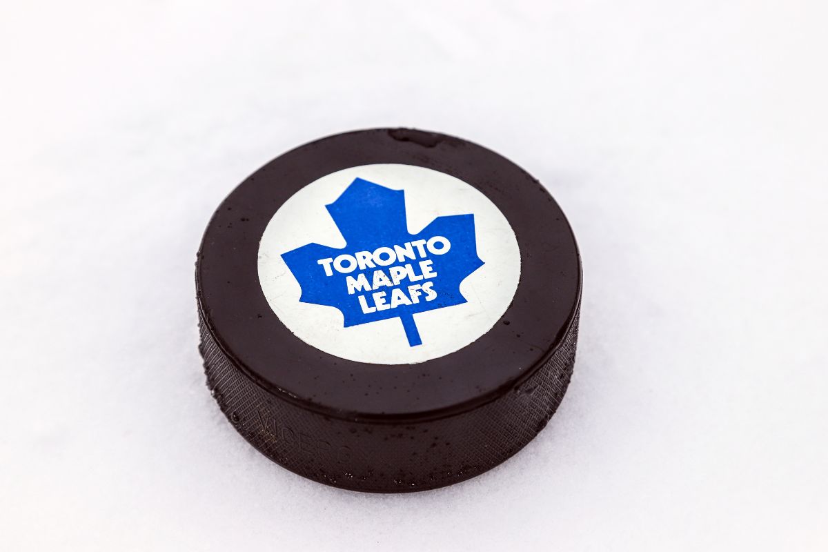 Best Place to Buy Toronto Maple Leafs Tickets: Your Ultimate Guide - The Stadiums Guide