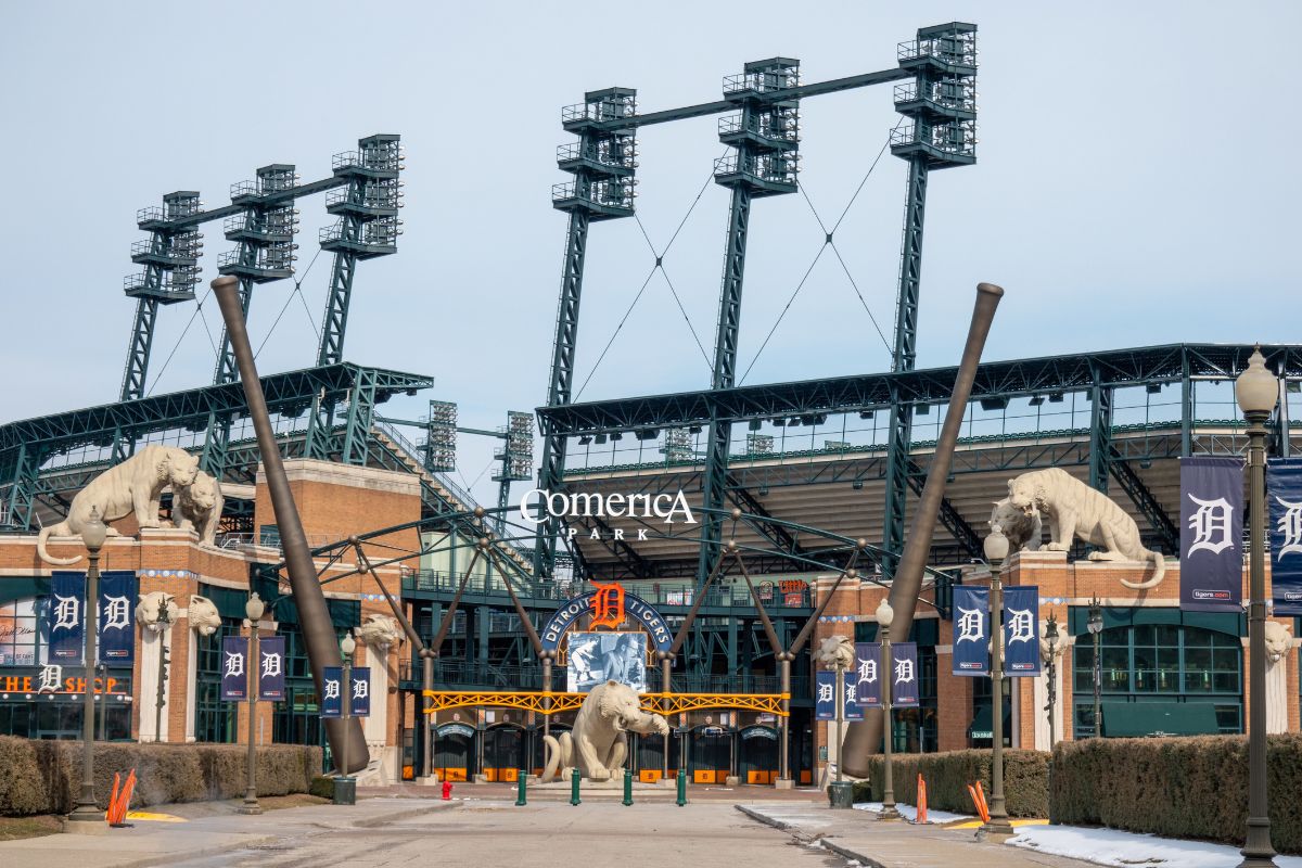 Comerica Park: Gate & Entrance Guide - Quick Overview for Visitors - The Stadiums Guide