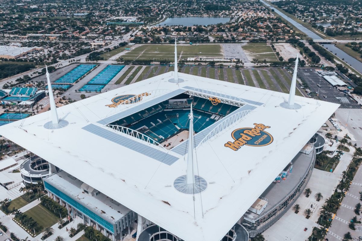 Miami Dolphin Hard Rock Playing Field Entrance - Versatruss