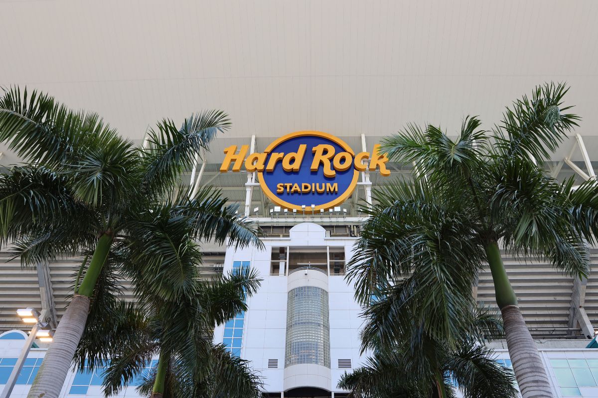 How to Get to Hard Rock Stadium: Efficient Route Tips - The Stadiums Guide